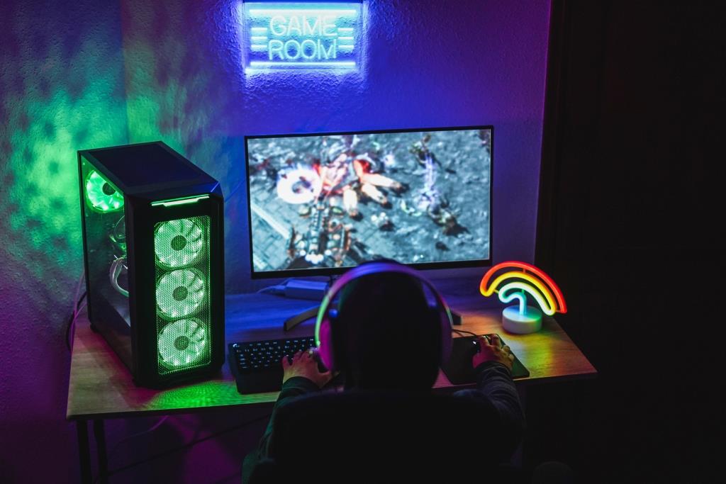 Gaming with 10th Gen Intel Core Mobile Processors